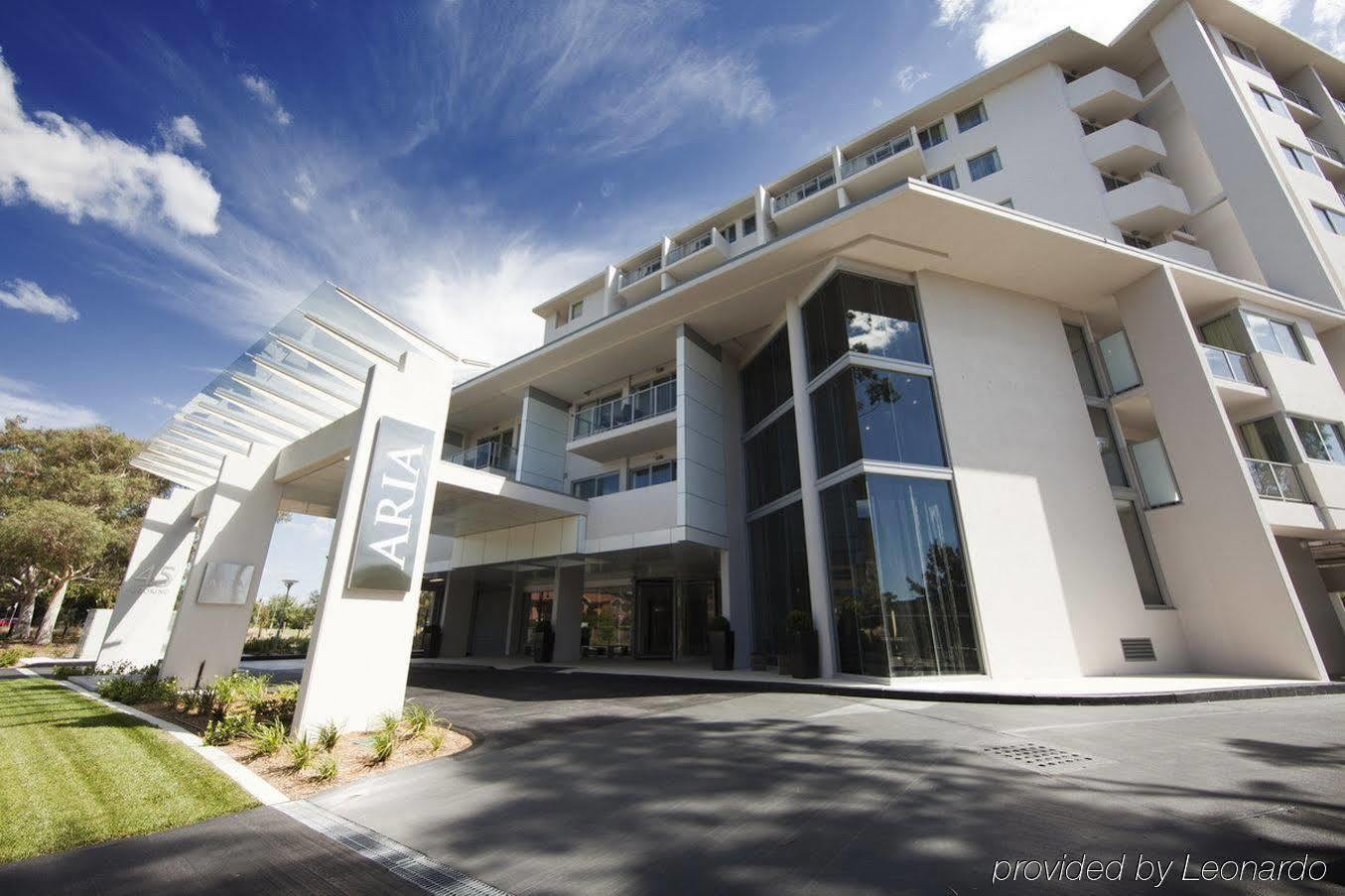 Adina Serviced Apartments Canberra Dickson Экстерьер фото