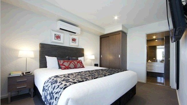 Adina Serviced Apartments Canberra Dickson Экстерьер фото